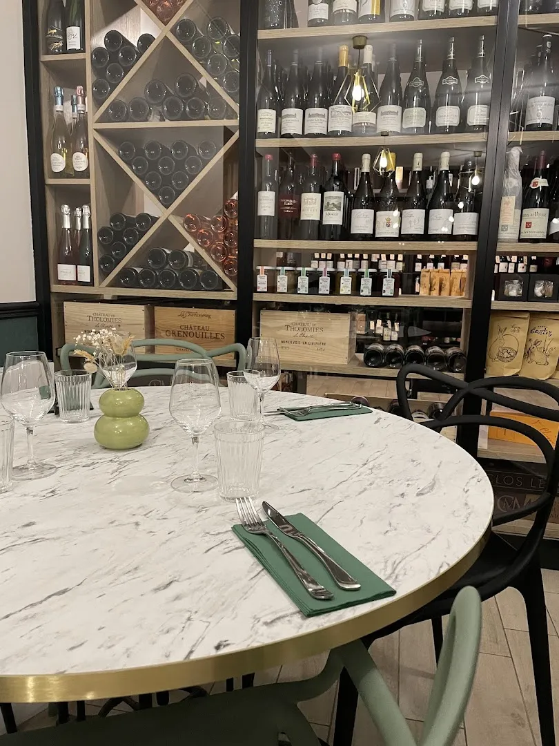 Le W Restaurant, Cave à Vin, Kusmi tea